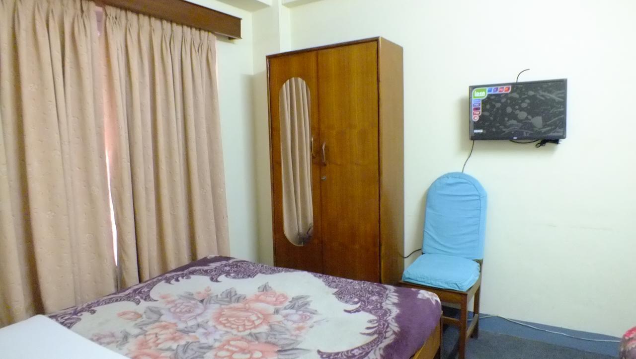 Hotel Dolphin Kathmandu Exterior photo