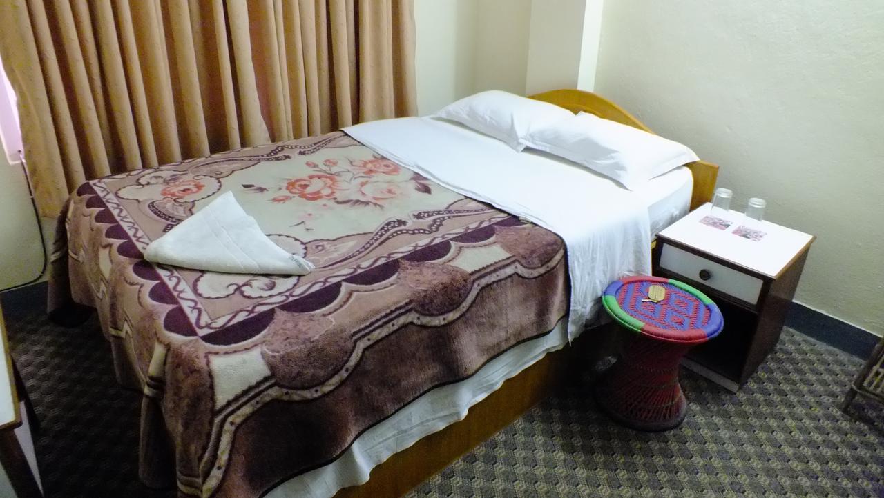 Hotel Dolphin Kathmandu Exterior photo