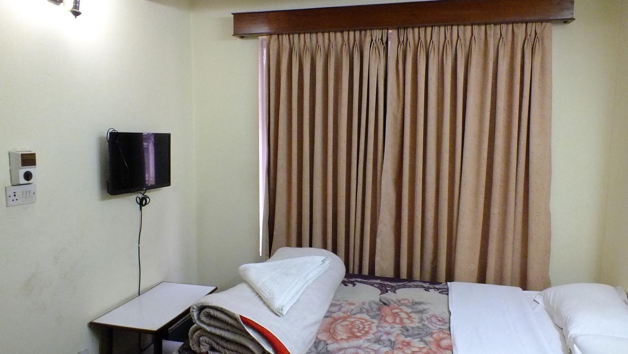 Hotel Dolphin Kathmandu Exterior photo