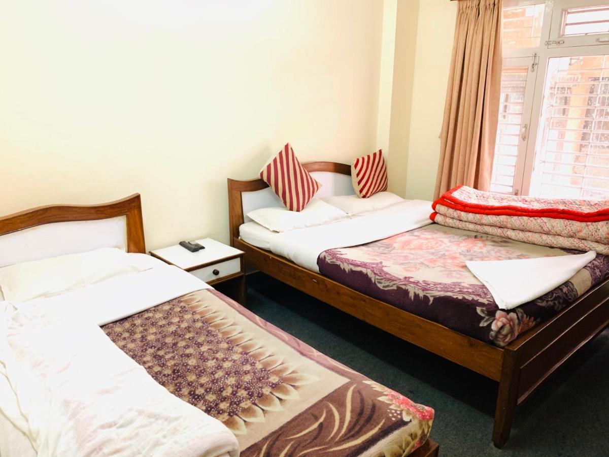 Hotel Dolphin Kathmandu Exterior photo